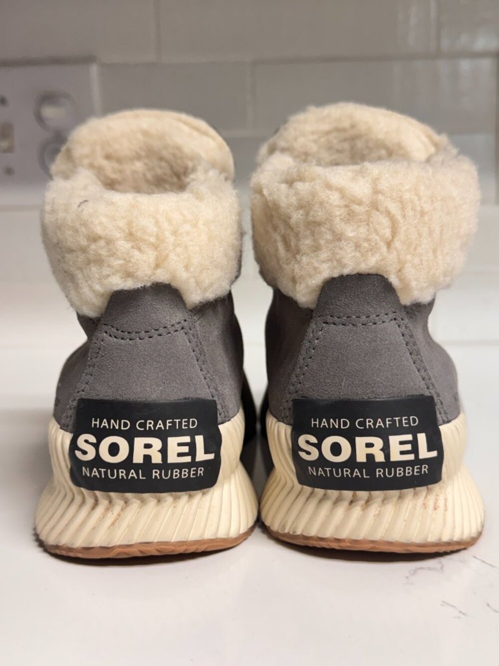 Sorel Out N About III Conquest Size 7 - Gray Orange White - Womens - Picture 4 of 8